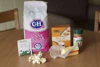 Tea-Infused Caramel Popcorn Image 3