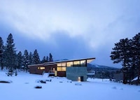 Elevated Mountain Retreats Image 3