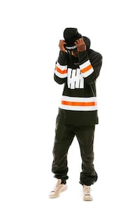 Modern Military-Style Clothing Image 6
