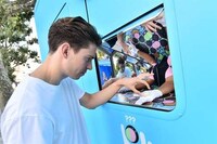 Kaleidoscopic Cookie Trucks Image 4