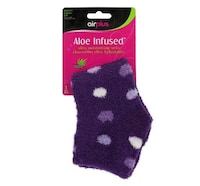 Aloe-Infused Moisturizing Socks Image 2