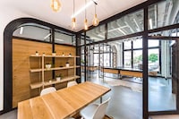 Architectural Icon-Referencing Offices Image 8