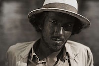 Colorless Ultraviolet Portraits Image 4