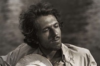 Colorless Ultraviolet Portraits Image 5