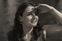 Colorless Ultraviolet Portraits Image 6