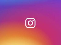 Photo-Zooming Social Updates Image 3