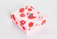 Botanical Macaroon Packaging Image 4