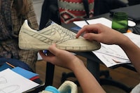 Designing Sneaker Colliegates Image 2