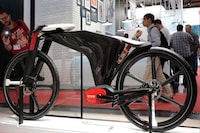 Motor-Packed Bicycle Concepts Image 3