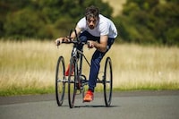Aerodynamic Paralympic Trikes Image 2