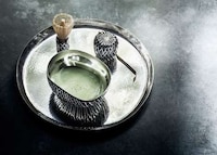 Luxurious Traditional Tea Sets Image 2