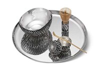 Luxurious Traditional Tea Sets Image 8