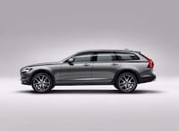 SUV-Rivaling Wagon Vehicles Image 2
