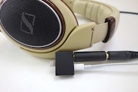 Smartphone Port Adapters Image 3