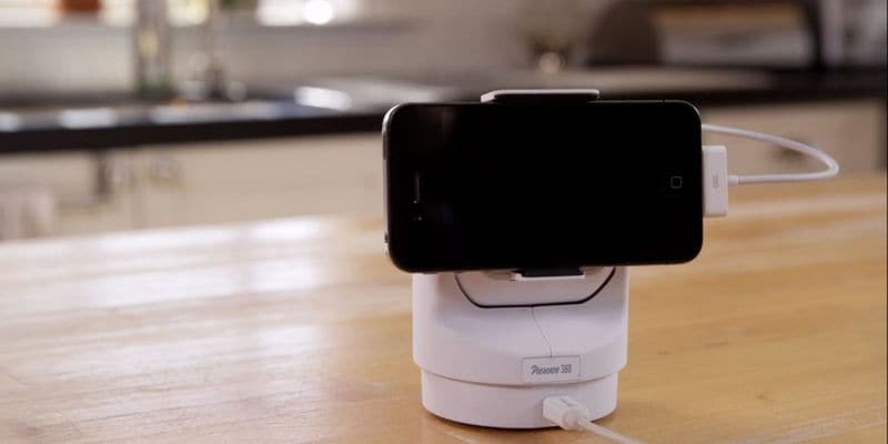 Swiveling Smartphone Security Cameras