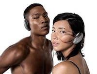 Ergonomic Ear-Shaped Headphones Image 2