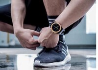 Affordable Scratch-Proof Watches Image 6