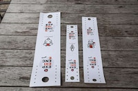 Chopstick-Holding Sushi Packaging Image 7