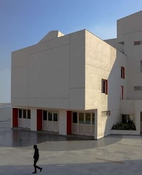 Space-Efficient Schools Image 2