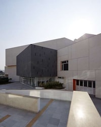 Space-Efficient Schools Image 8