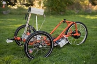 Futuristic Self-Driving Trikes Image 4