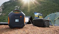 Splashproof Solar Power Banks Image 8