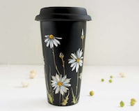 Elegant Floral Coffee Cups Image 3