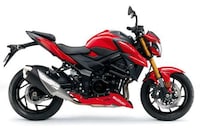 Aggressively Accelerating Motorbikes Image 8
