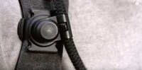 Ergonomic Traveling Camera Straps Image 2