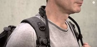Ergonomic Traveling Camera Straps Image 3