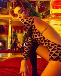 Rebellious Beauty Portraits Image 7
