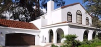 Stylish Solar Roof Shingles Image 4
