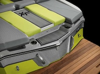 Entertainment-Focused Speed Boats Image 8