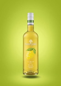 Summery Liqueur Branding Image 3
