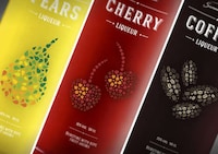 Summery Liqueur Branding Image 5