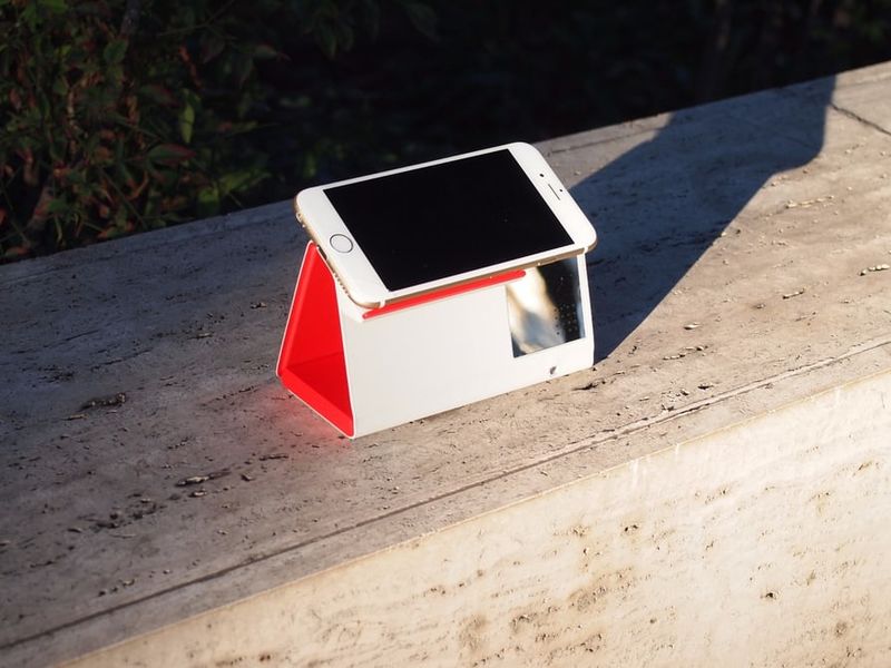 AR Smartphone Docks