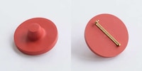 Fashionable Faux-Security Tags Image 3