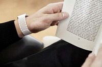Buckle-Free Smartwatch Straps Image 5