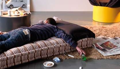 Cozy Small-Space Seating Image 2