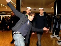 Behind The Runway Scenes Image 3