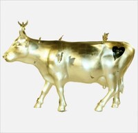 Beefy Bovine Art Installations Image 7