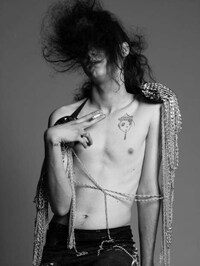 Androgynous Photo Shoots Image 2