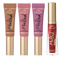 Festive Luxury Lipstick Sets Image 2