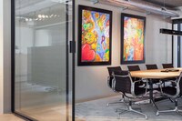 Club-Like Office Interiors Image 7