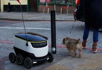 Takeout Meal Delivery Drones Image 3