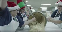Santa-Attracting Hospital Campaigns Image 7