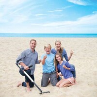 Travel-Friendly Treasure Finders Image 3