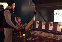 Hybrid Arcade Bars Image 3