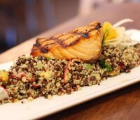 Farm-to-Table Desert Eateries Image 4