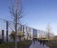 Cavernous Industrial Offices Image 7